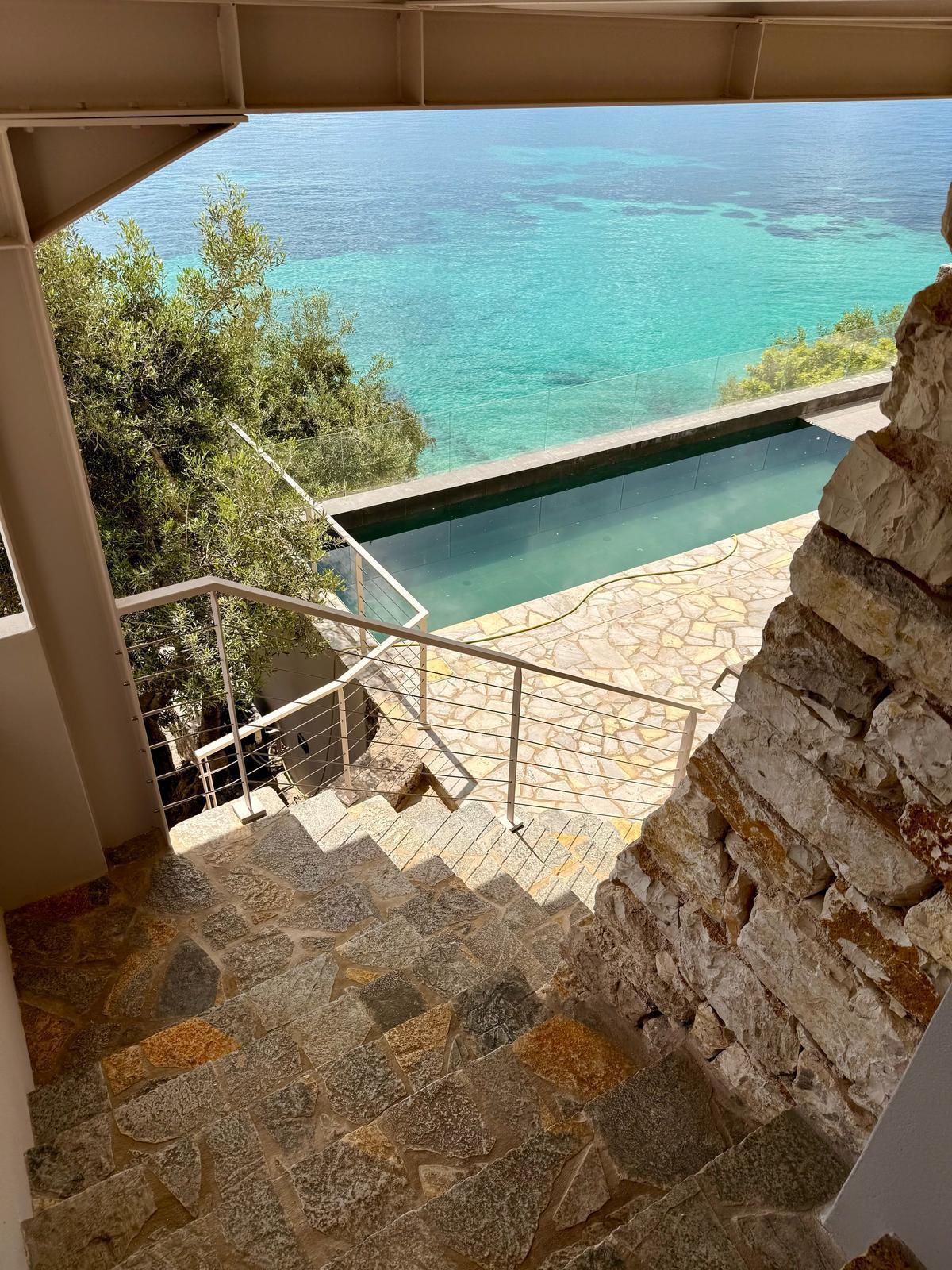 PHOTO-2025-04-20-14-35-13(2)